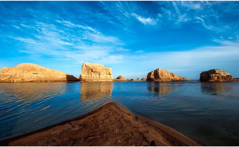 商务伴游、梦乡伴游网、商务旅游-陪玩景点：自然探索·青海+拉萨+可可西里自然保护区